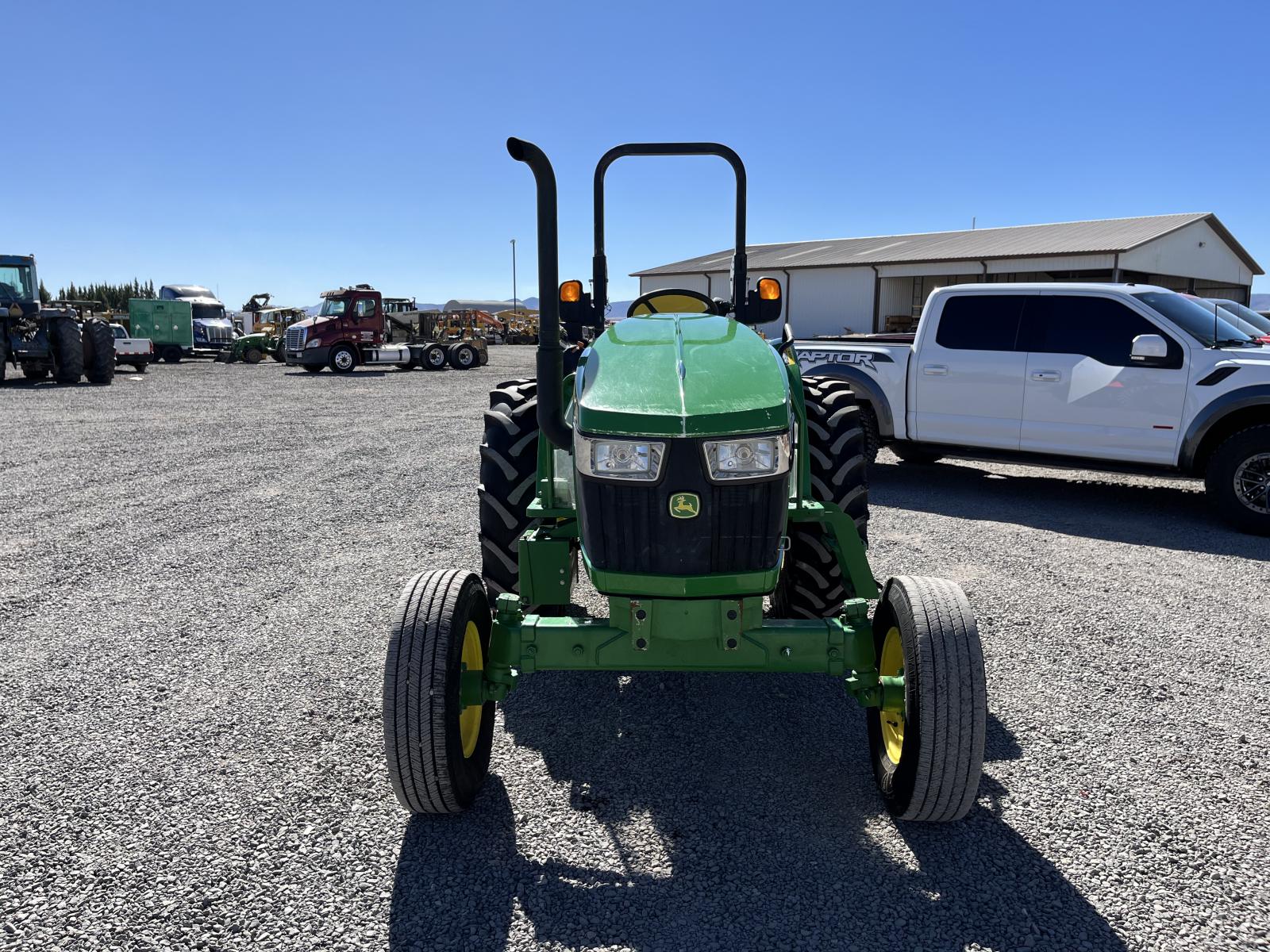 ./imagenes/INVOICE/2019/18009/JOHN DEERE 5050E (6).JPG